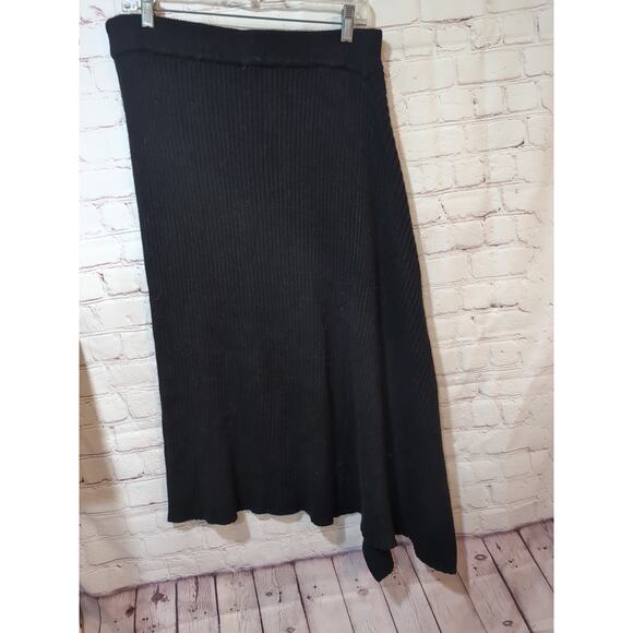 Cyrus Woman's Black Ribbed Asymmetrical Hem Elastic Waist Sweater Skirt Medium - Picture 9 of 10